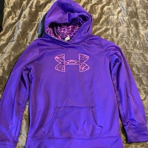 Girls under armour hoodie